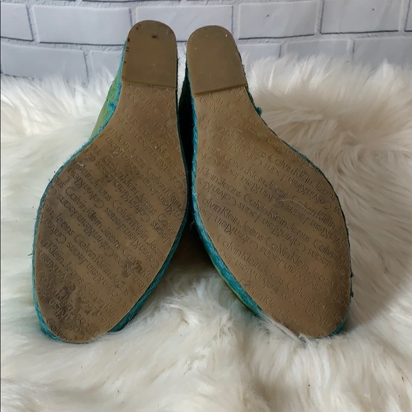 Calvin Klein Hallen Green Wedge Shoes Size 10 runs small 9.5 - Picture 5 of 5